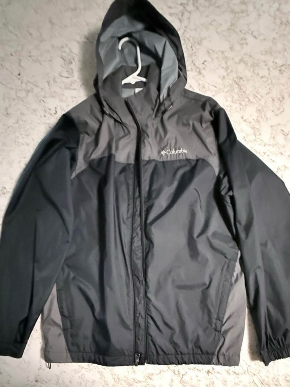 Columbia Men's Two-Tone Black and Charcoal Hooded Raincoat